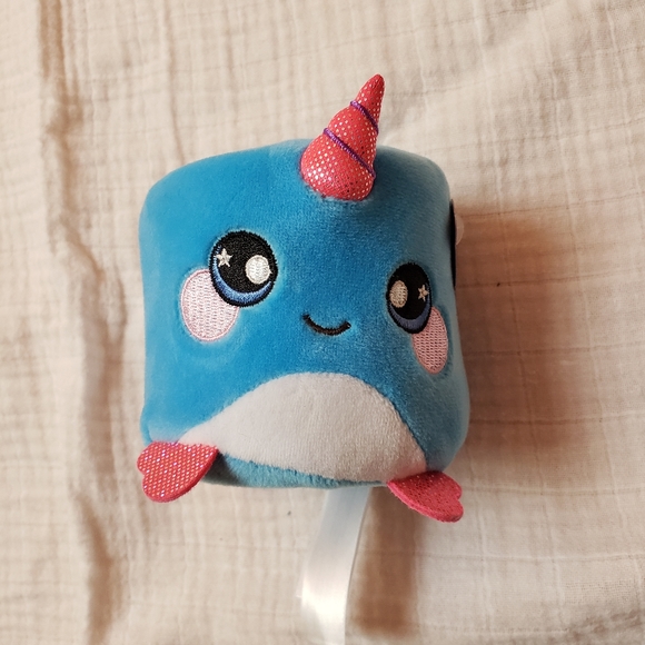 narwhal squeezamals